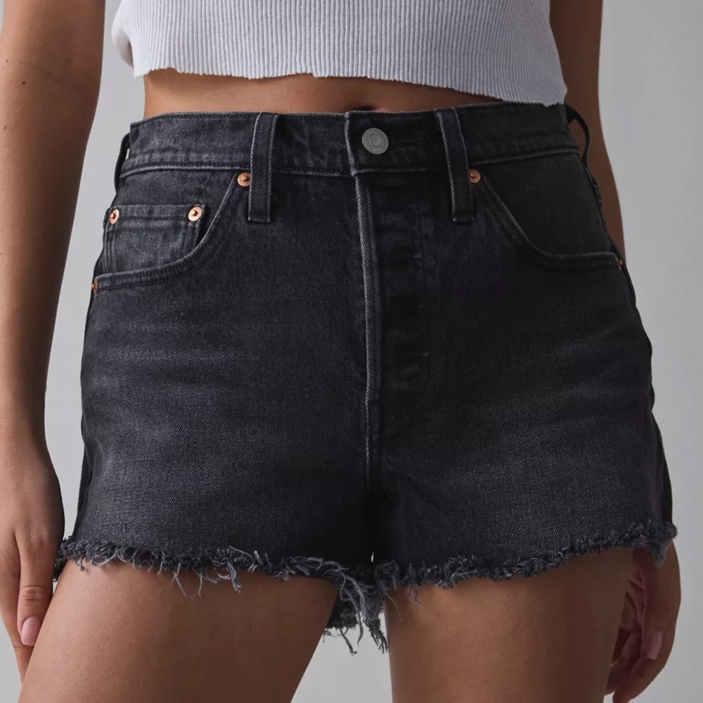 Levi’s black 501 shorts